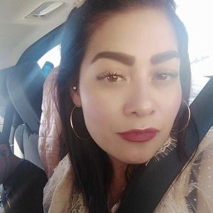 Meet your Posher, Yolanda